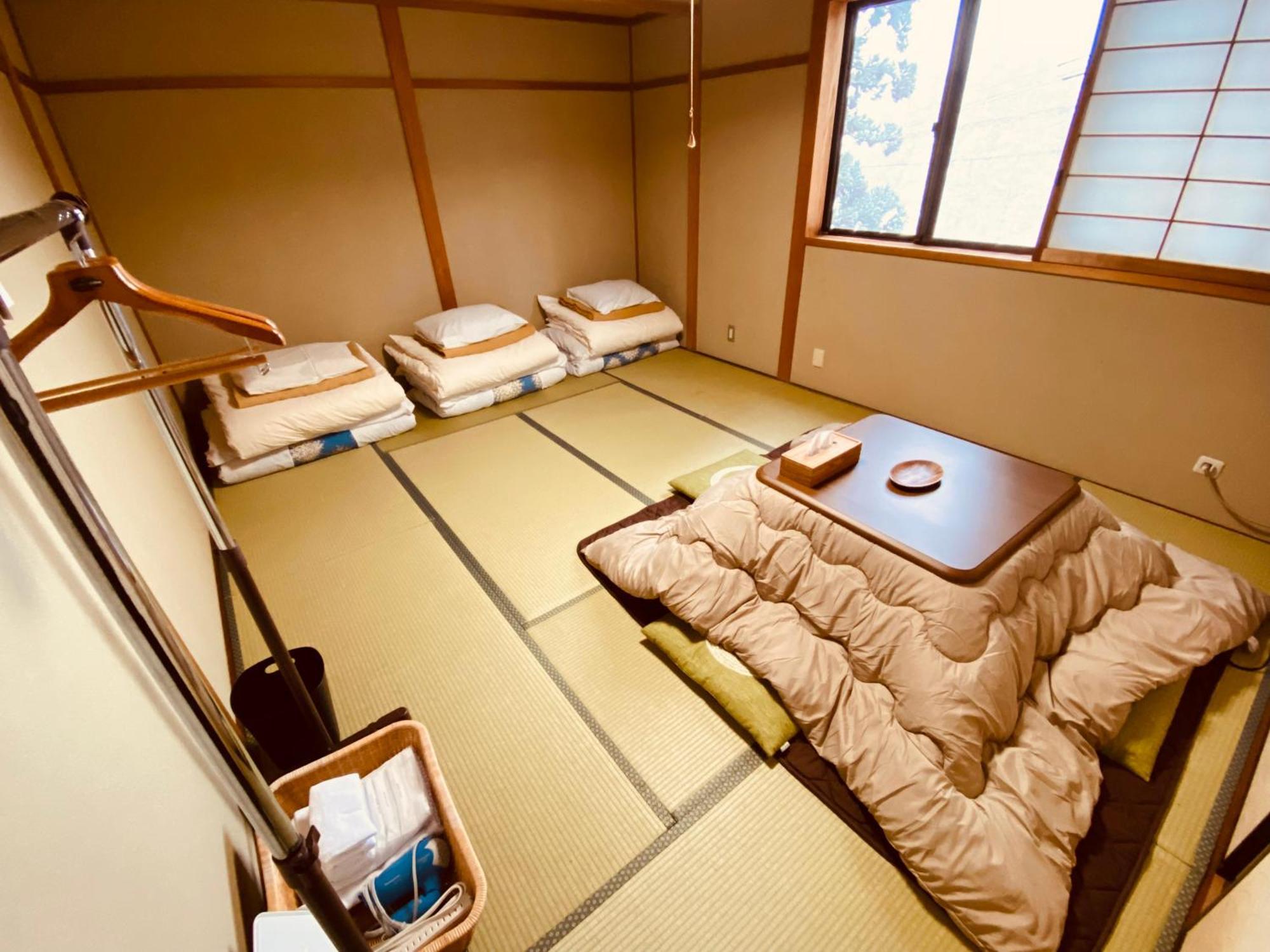 גוג'ו Guest House Nishiborakan מראה חיצוני תמונה