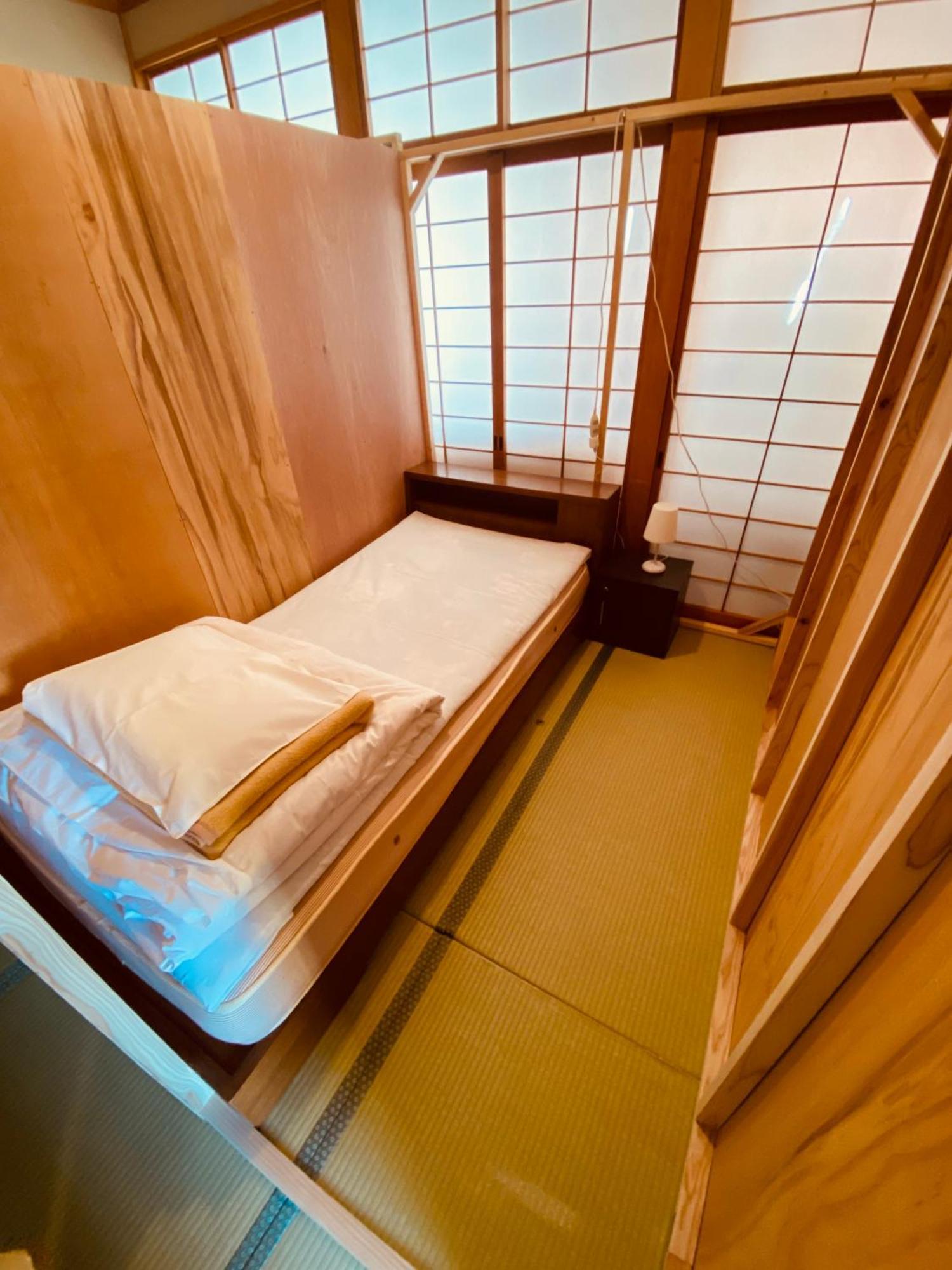 גוג'ו Guest House Nishiborakan מראה חיצוני תמונה